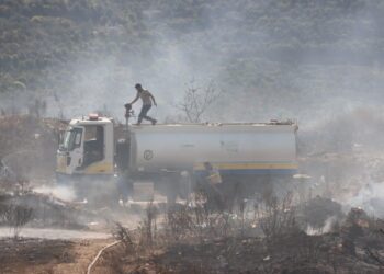 تجدّد الحرائق في الساحل السوري والطوارئ ترسل مؤازرات