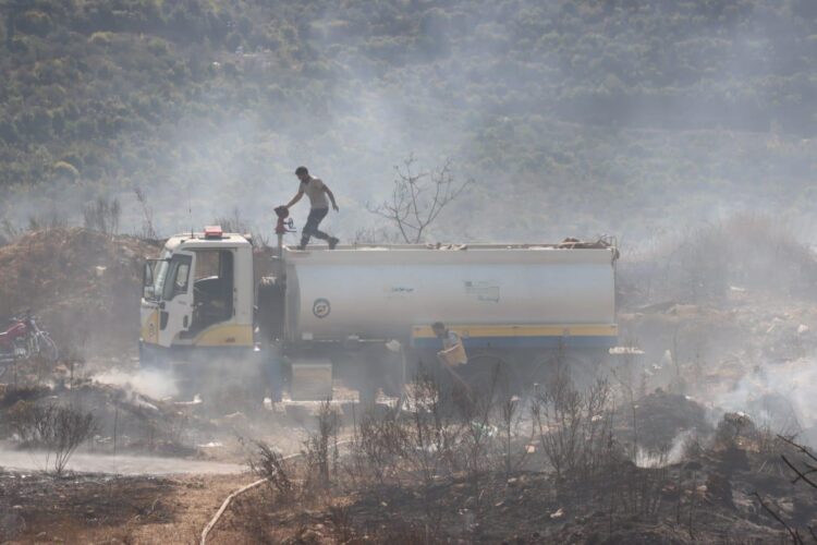 تجدّد الحرائق في الساحل السوري والطوارئ ترسل مؤازرات