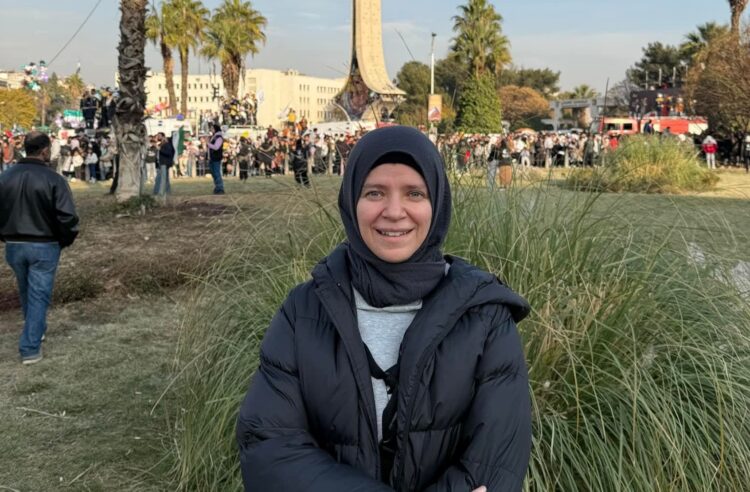 باحثة تشرح لحلب اليوم أسباب الاحتفاء الكبير للسوريين في نيويورك بزيارة الرئيس الشرع