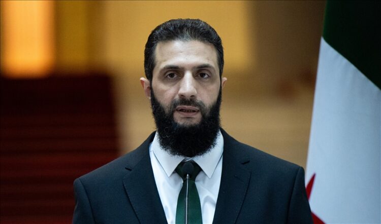 تصريحات الرئيس الشرع عن موقفه من إسرائيل تثير التفاعل على مواقع التواصل