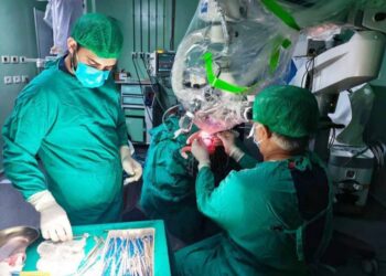 إجراء أول عملية استئصال ورم سحائي في المشفى الجامعي بحمص بنجاح