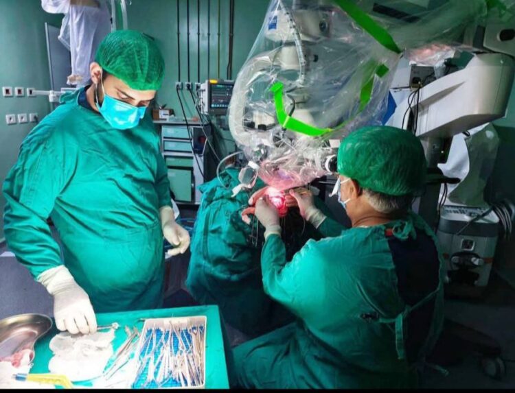 إجراء أول عملية استئصال ورم سحائي في المشفى الجامعي بحمص بنجاح