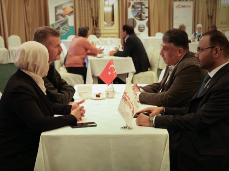 توقيع مجموعة اتفاقيات جديدة بين شركات سورية وتركية في دمشق