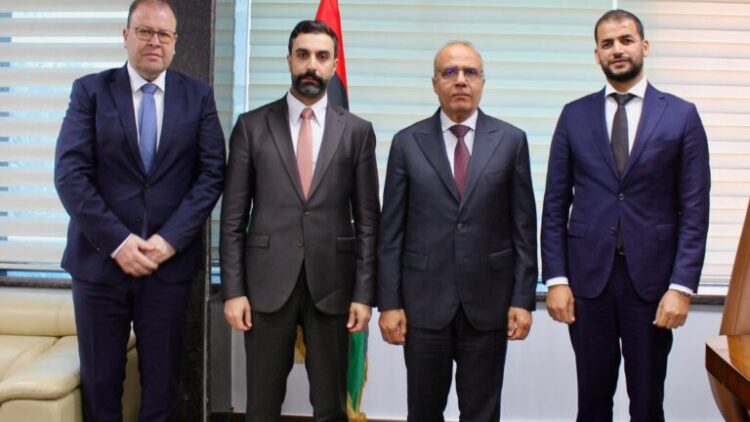 عودة الوفد السوري إلى ليبيا.. ماذا سيقدم للسوريين من خدمات؟