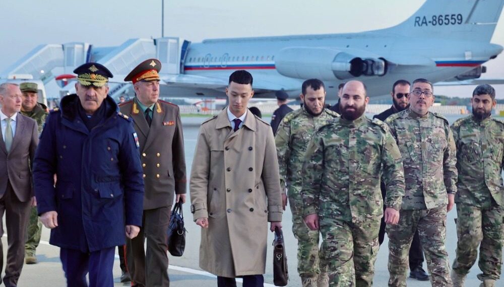 وفد عسكري سوري في روسيا.. ما الذي يريده الطرفان في “العلاقات الجديدة”؟