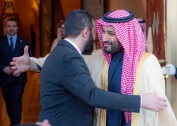 زيارة الشرع إلى السعودية.. بوابة لعودة سوريا إلى المشهد العربي والاستثماري