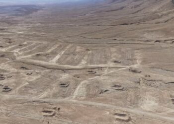 تحقيق رويترز: نظام بشار الأسد نفذ عملية سرّية لنقل آلاف الجثث إلى مقابر جماعية قرب دمشق