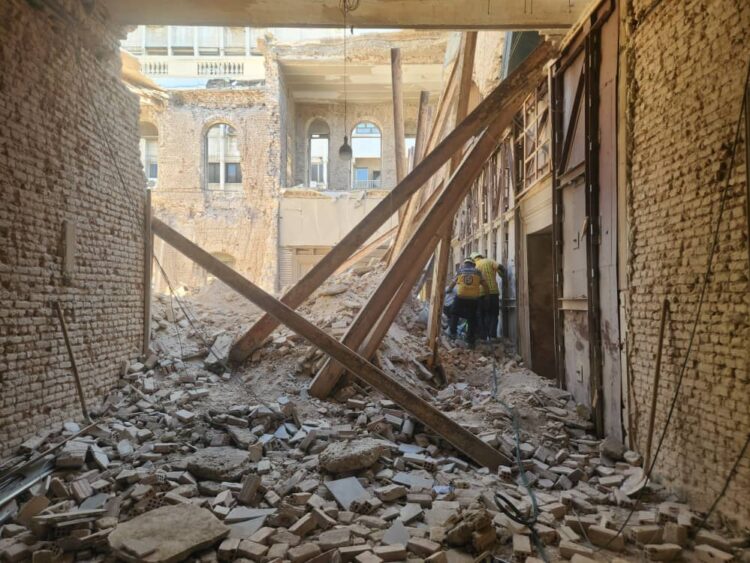 انهيار سقف مبنى السرايا القديم في دمشق يتسبب بوفاة عاملين وإصابة آخرين