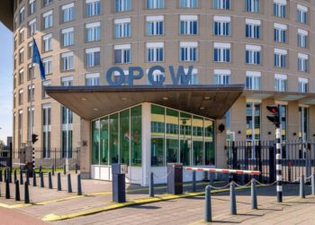 منظمة حظر الأسلحة الكيميائية تقرر مراجعة قرار تعليق حقوق سوريا