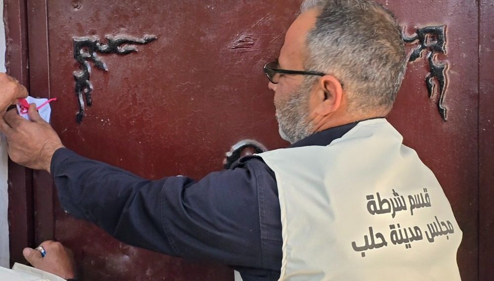 لماذا شنّ مجلس مدينة حلب حملة تشميع لورشات صهر الرصاص جنوبي المدينة؟