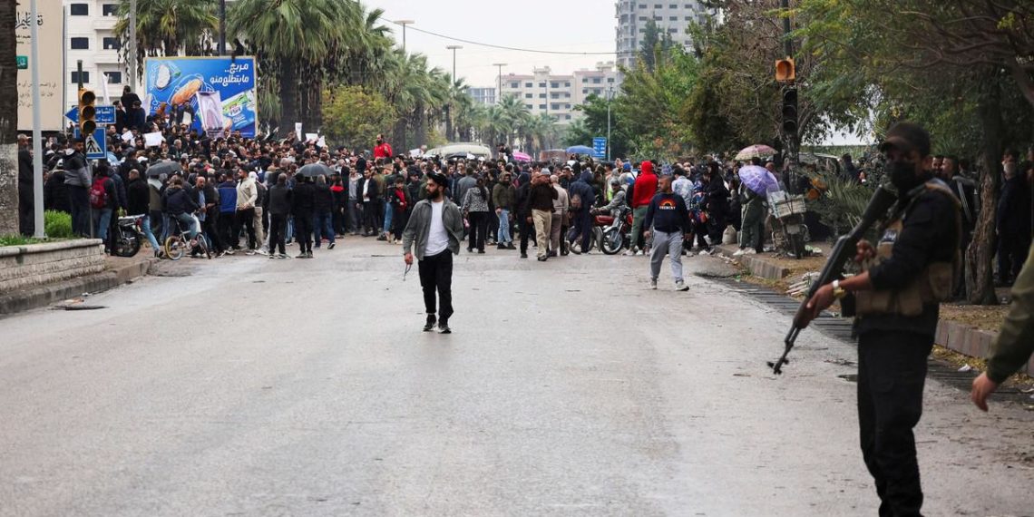 مسؤول أمني يكشف تفاصيل عن تورط فلول النظام البائد في أحداث الساحل