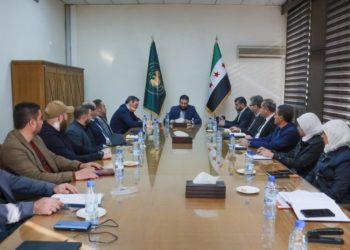 الشرع يزور المصرف المركزي ويدعو لتطوير عمله