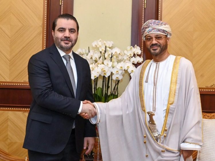 الدبلوماسية السورية تحط رحالها في عُمان.. ما أهمية السلطنة في علاقات دمشق الخارجية؟