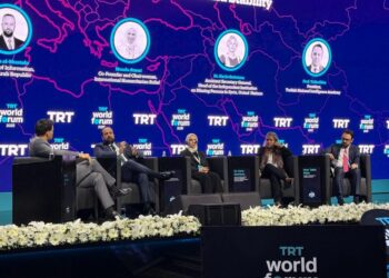 غرامة بـ 1.12 مليار يورو تنتظر “لافارج” الفرنسية بسبب نشاطها السابق في سوريا