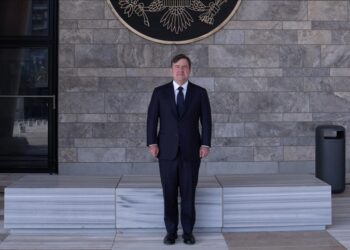 وكيل وزارة الخزانة لشؤون الإرهـ.ــاب والاستـ.ـخبارات الأمريكية: الرئيس ترامب يدعم بوضوح دور أنقرة والدول الصديقة في الخليج والتعاون في إعادة إعمار سوريا