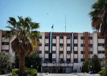 القبض على شبكة فساد بمستشفى البيروني.. اختلاسات بالمليارات والتحقيقات تتوسع