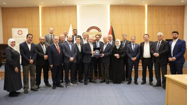 إطلاق مجلس الأعمال السوري-البريطاني في دمشق.. حضور رفيع وأهداف طموحة