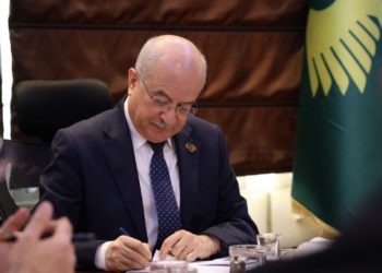 محافظ البنك المركزي يكشف آخر المستجدات بشأن استبدال العملة السورية