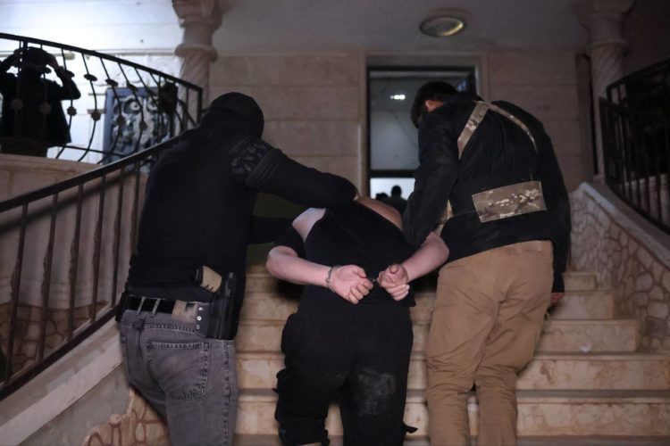 ضبط أسلحة وتحييد عناصر.. تفاصيل عمليات الأمن الداخلي ضد تنظيم الدولة في إدلب