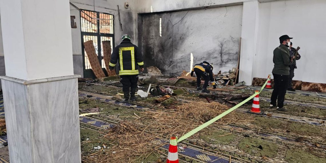 التحقيقات جارية لكشف هوية المنفذ.. 8 شهداء و18 جريحًا بانفجار في مسجد علي بن أبي طالب في وادي الذهب بحمص