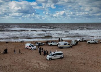 انتهاء عمليات البحث قبالة جزيرة أرواد بإنقاذ شخصين وانتشال 3 جثث