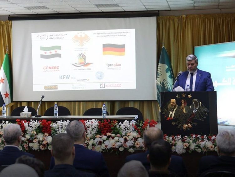 عودة أستراليين من عوائل تنظيم الدولة إلى مخيم روج بعد رفض بلادهم استقبالهم