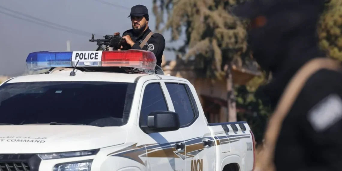 استشهاد عنصر أمن وتحييد قيادي في “سرايا الجواد” باشتباكات بريف اللاذقية