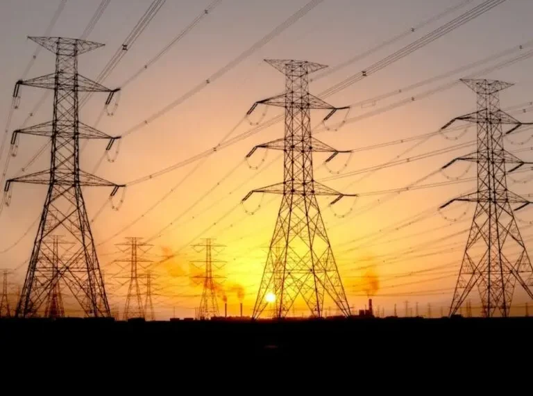 بدعم من حملة “حلب ست الكل”.. انطلاق مشروع لتأهيل شبكات الكهرباء في أحياء حلب الشرقية