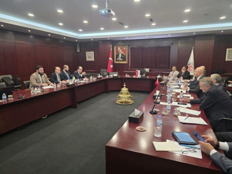 تركيا وسوريا تعتزمان إقامة نظام رقمي متطور للنقل العابر