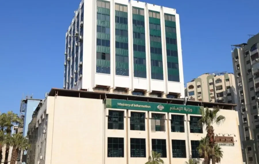وزارة الإعلام تحذر من إلغاء عشرات التراخيص لمؤسسات ومنصات سورية