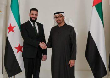 الرئيس الشرع يصل الإمارات قادمًا من قطر