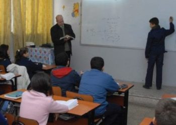 وزارة التربية: زيادة نوعية على رواتب المعلمين قريبًا