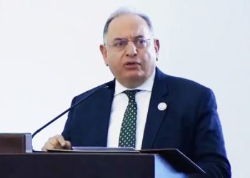 إيقاف المطالبات المالية بحق الموفدين تمهيداً لتسوية شاملة