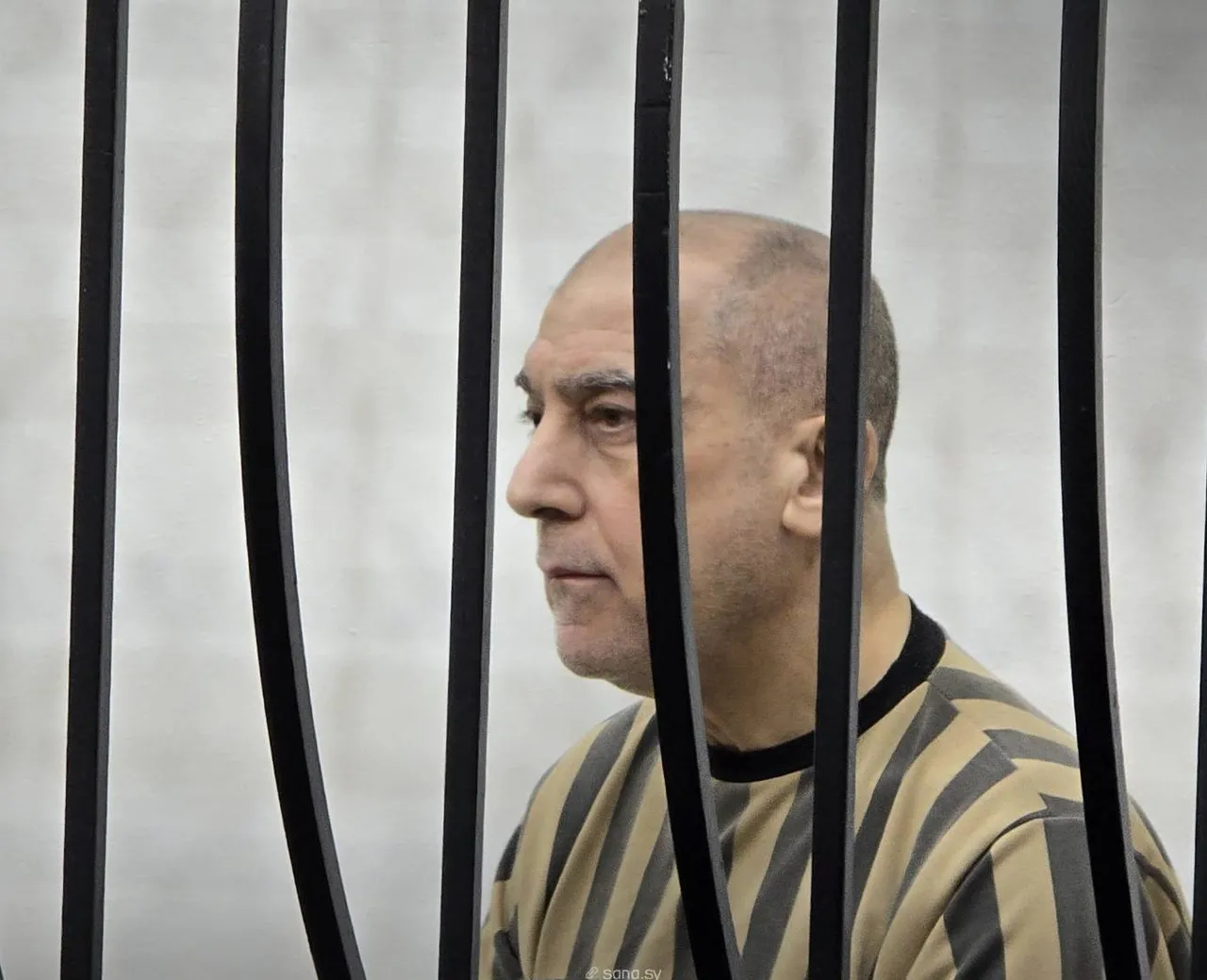 وفد من العدالة الانتقالية يجمع الأدلة والشهادات ضد عاطف نجيب في درعا