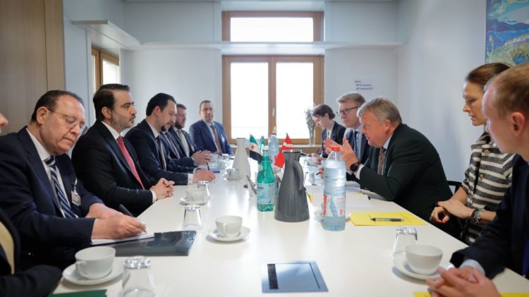 أول حوار سياسي بين سوريا والاتحاد الأوروبي في بروكسل.. هل يفضي إلى مشاريع عملية؟