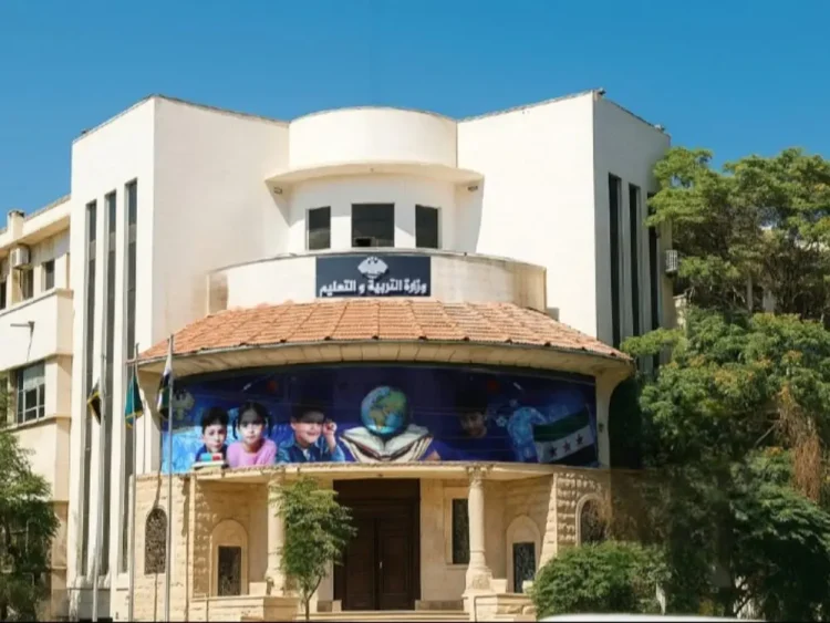 تجهيزات لانطلاق امتحانات الشهادات العامة