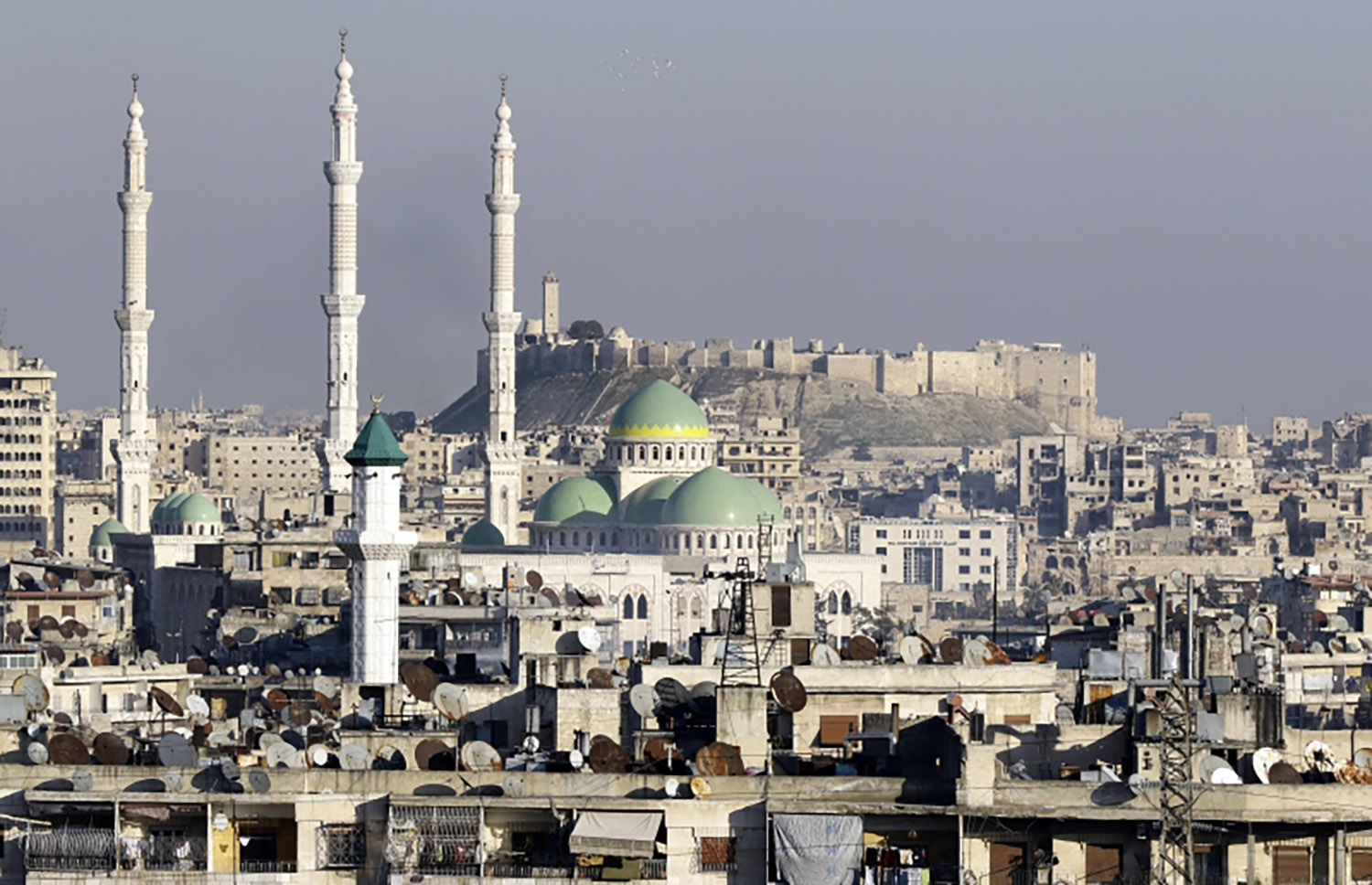 سوريا – مجلس مدينة حلب يحدد بدلات أضرار جديدة وغرامات على المخالفات سوريا – مجلس مدينة حلب يحدد بدلات أضرار جديدة وغرامات على المخالفات