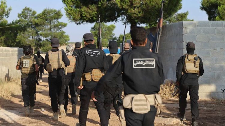 الأمن الداخلي يفكك خلايا لتنظيم الدولة بحلب وريفها ويضبط كميات من الأسلحة والذخيرة