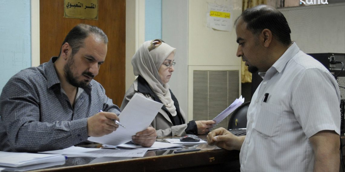 التربية: تثبيت المتعاقدين مرتبط بصدور قانون الخدمة المدنية الجديد