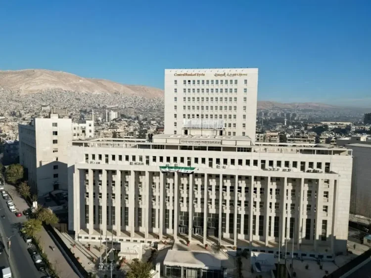 رئاسة الجمهورية تُصدر تعميماً بتجميد المشاريع غير الضرورية