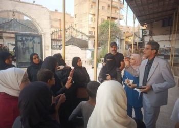 شحنات بنزين تصل سوريا وتُنقل براً إلى العراق