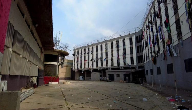 احتجاج على تعليق تنفيذ قرار العفو العام في لبنان
