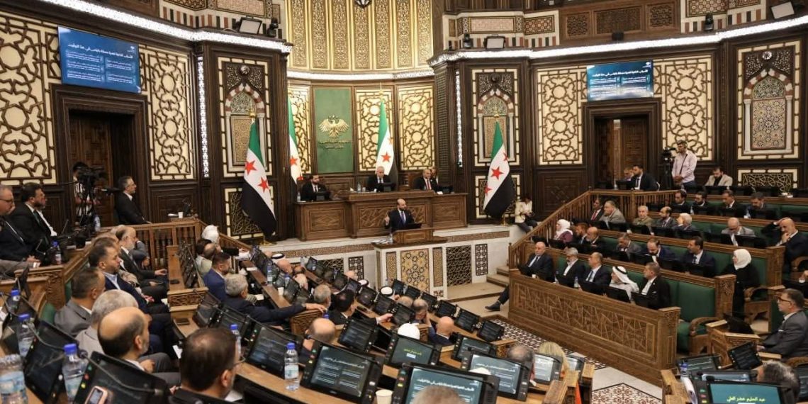 مناقشة إلغاء قوانين قديمة